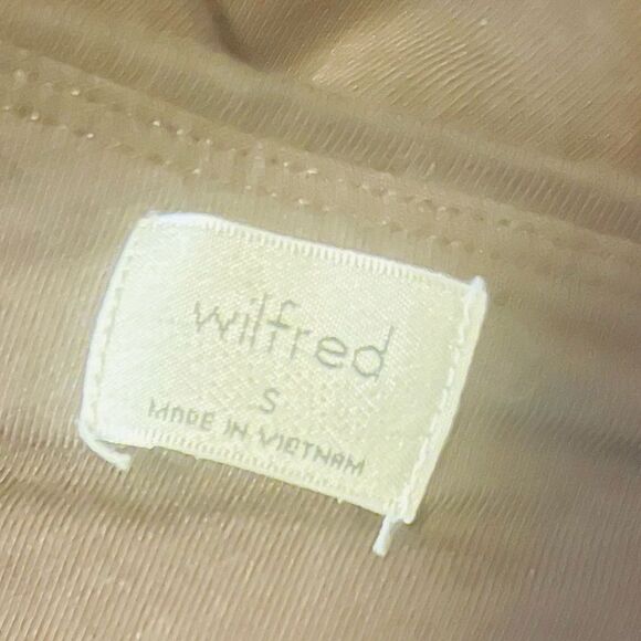 ARITZIA Wilfred Lydia Dress Size: S
Color called Rich Chestnut' - Picture 8 of 8